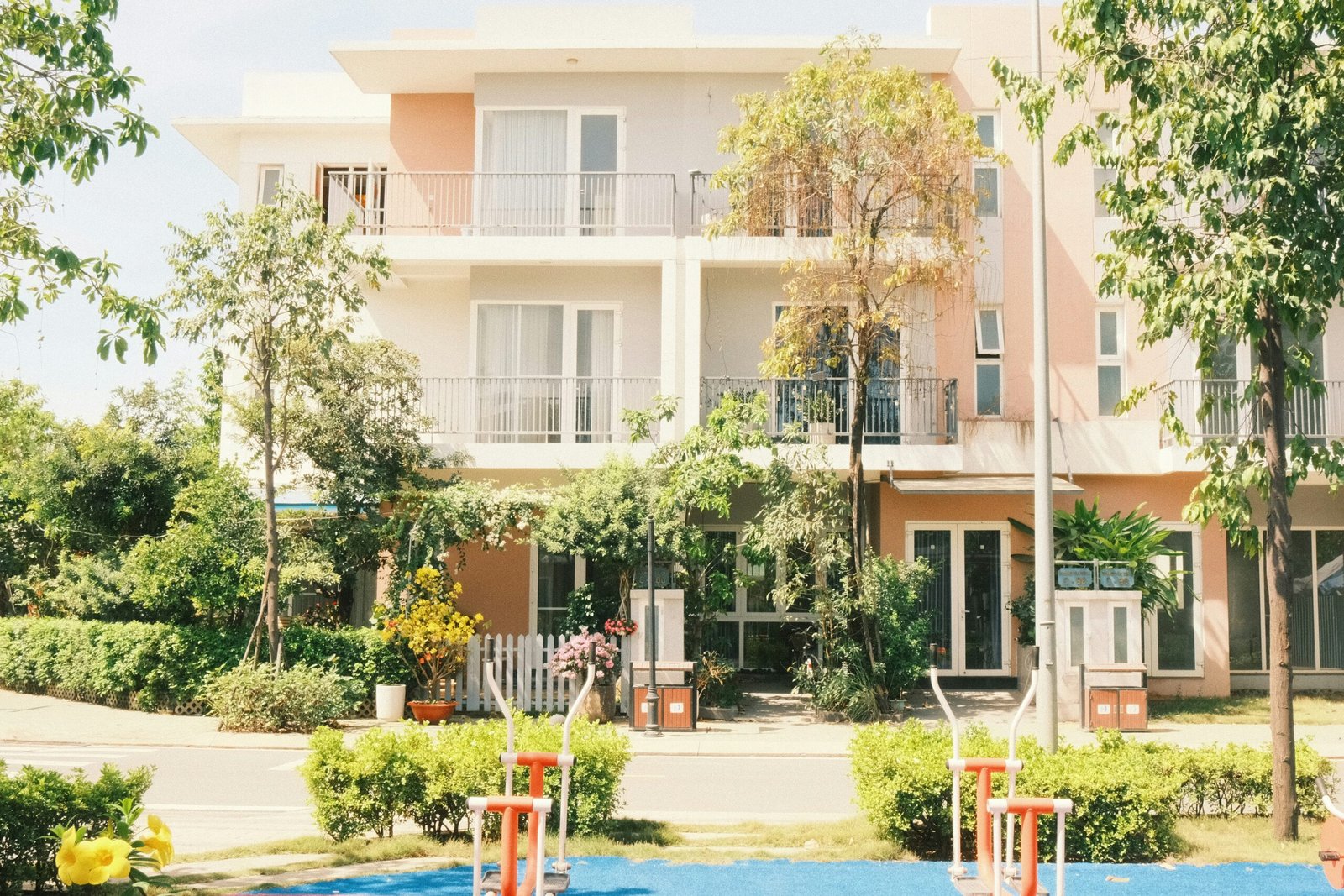 Nhà Phố Vinhomes Saigon Park Hóc Môn Đón Sóng Vành Đai 3