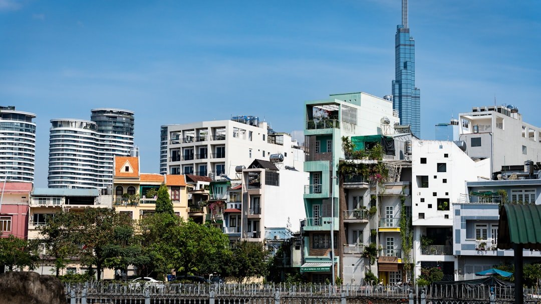 Vinhomes Saigon Park — căn hộ — modern apartment tower facade Vietnam