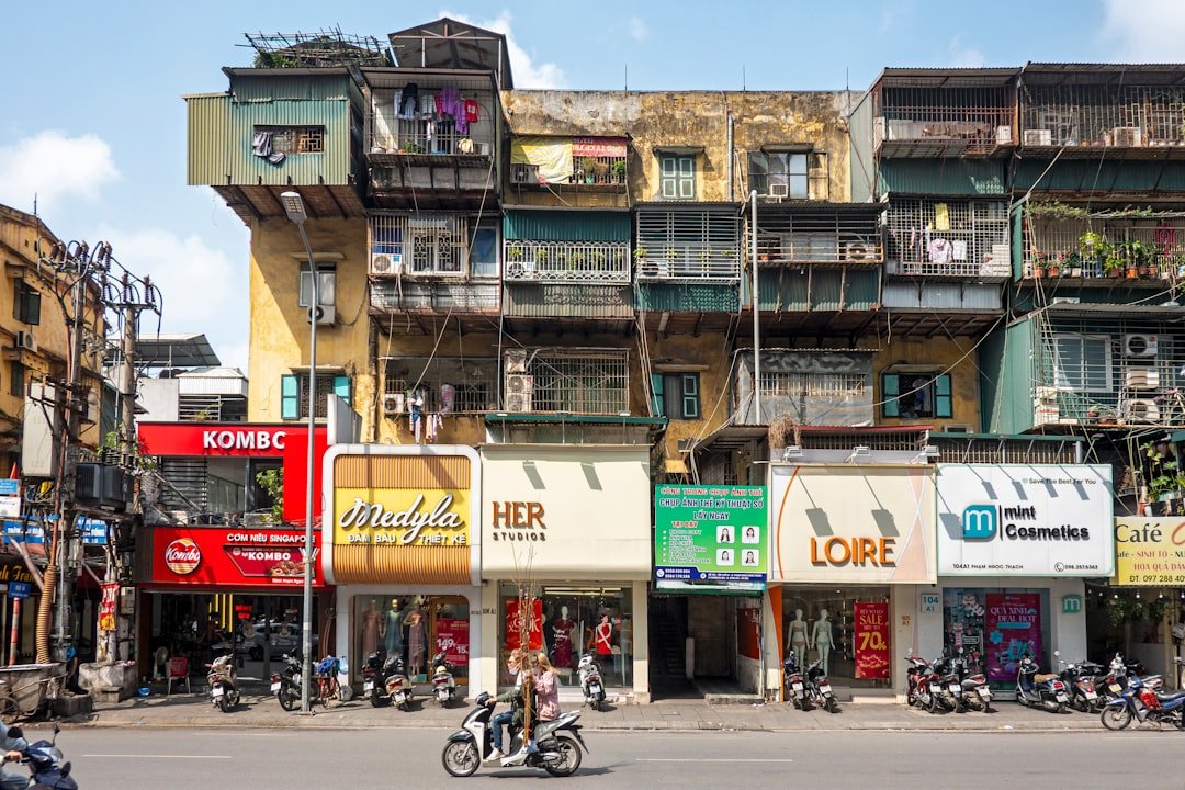Shophouse Vinhomes Saigon Park Hóc Môn — mặt tiền kinh doanh thương mại